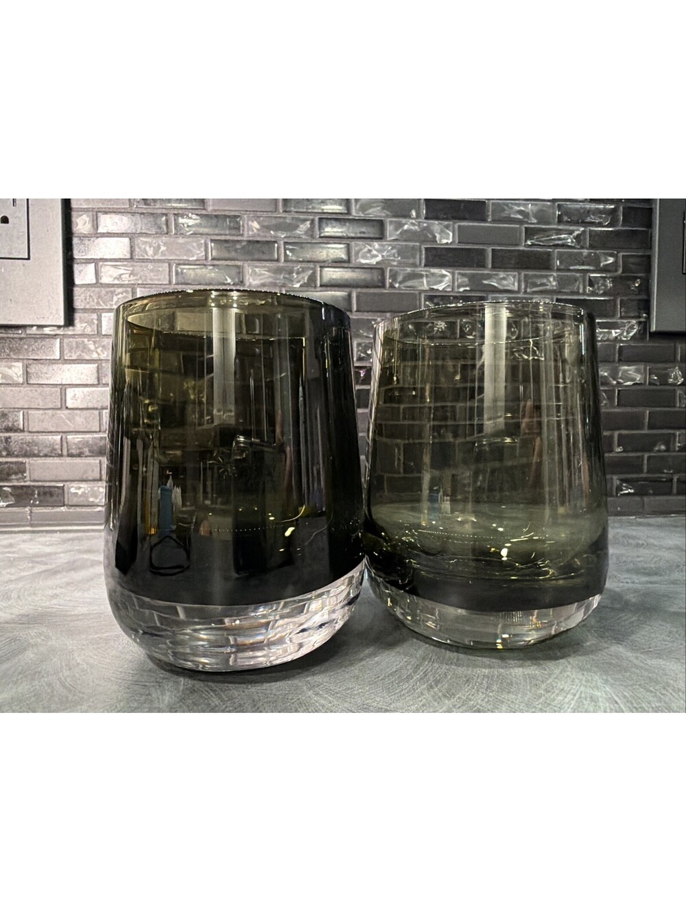Kenneth Cole Reaction Lowball Glasses Heavy Base Gray/grn Tint Set Of 2 Barware